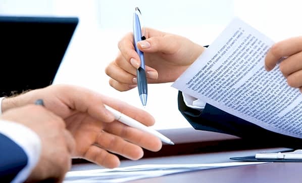 Read more about the article İşçinin Ücretine Gelen Haciz Nedeniyle İş Akdi Feshi – Geçerlilik Şartları- Geçersiz Fesih